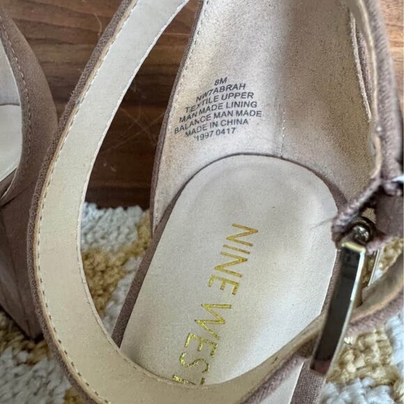 Nine West nude heels size 8 - Picture 5 of 5